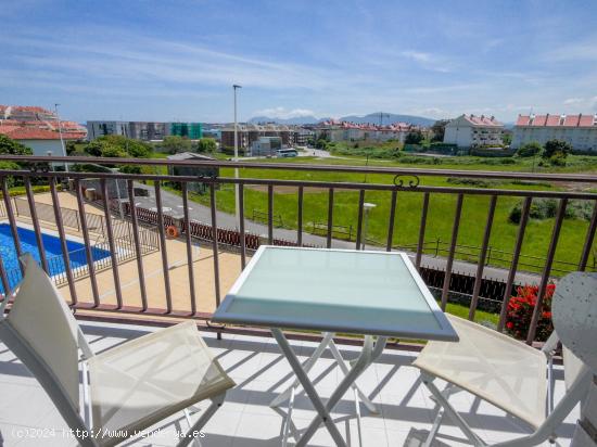  Apto. a 200 m. de la Playa en Urb. con Piscina - CANTABRIA 