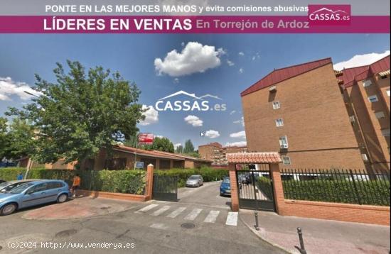  TORREPISTA. Para entrar a vivir. 2 habitaciones dobles (antes 3).  Piscina y parking. - MADRID 