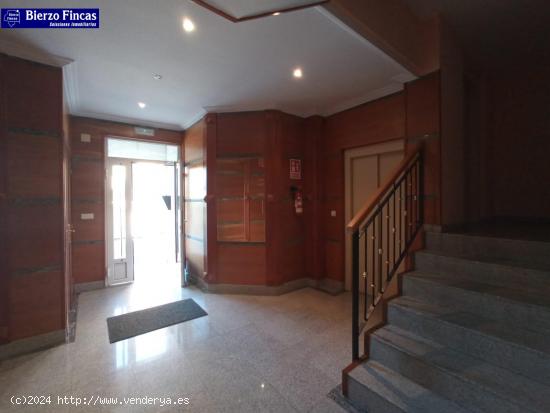 SE VENDE DUPLEX EN LA PLACA - LEON