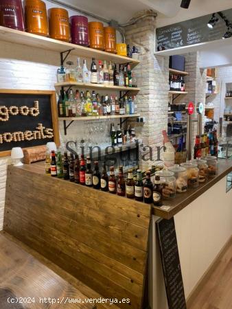 Traspaso de Bar con Licencia C-1 en Sant Gervasi-Galvany, junto al Turó Park - BARCELONA