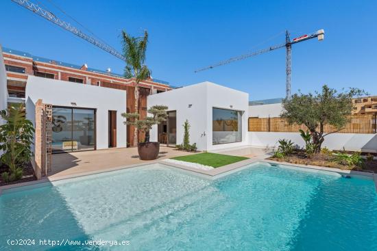 VILLAS EN LOS ALCAZARES (MURCIA) DESDE LOS 569.000 EUROS - MURCIA