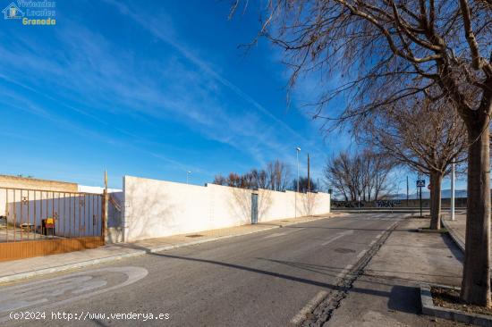 Parcelas listas para construir tu casa en Granada capital (Bobadilla) a un precio sin competencia - 