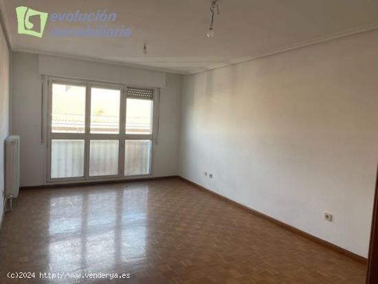  En Ólvega ( Soria), vivienda  de 3 dormitorios - SORIA 