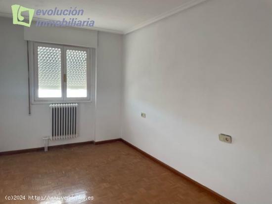 En Ólvega ( Soria), vivienda  de 3 dormitorios - SORIA