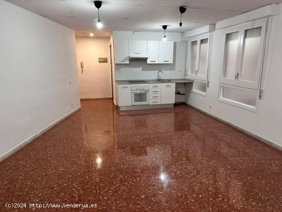 Piso de 40m2 de un ambiente - BARCELONA