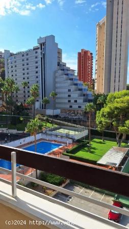 Se vende apartamento de 2 dormitorios en Rincón de Loix Alto - ALICANTE