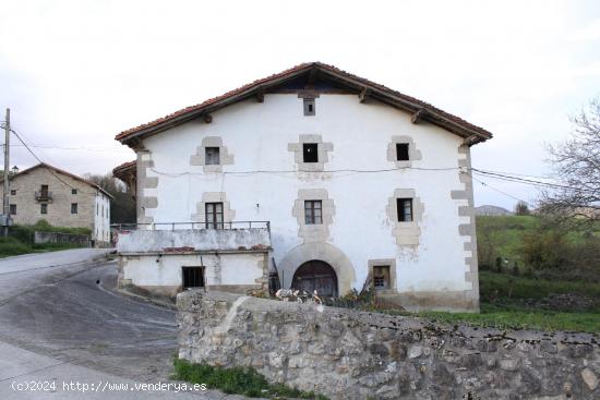 CASERIO A REFORMAR EN BARAIBAR - NAVARRA