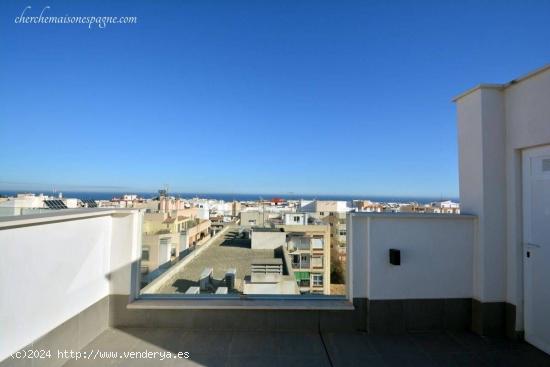 VIVIENDA EN MODERNO EDIFICIO CIUDAD COSTERA - ALICANTE