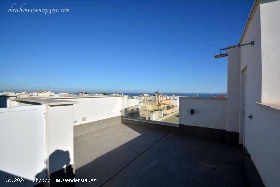 VIVIENDA EN MODERNO EDIFICIO CIUDAD COSTERA - ALICANTE