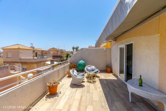 Casa en venta en Torrevieja (Alicante)