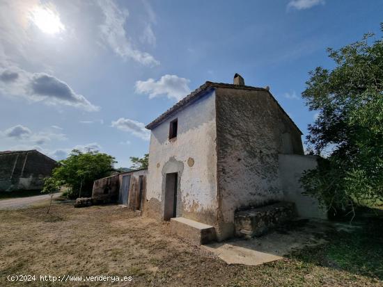  ¡Crea tu oasis de paz en L'Ampolla con esta finca rústica para reformar! - TARRAGONA 