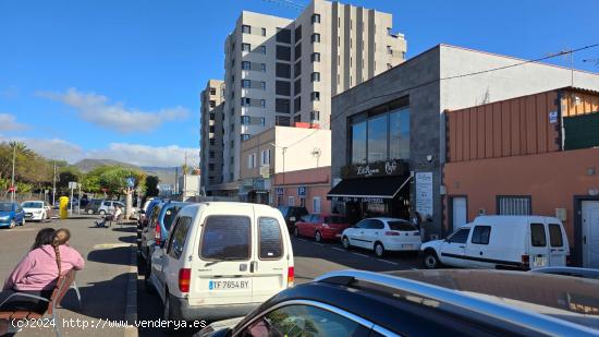 Traspaso de Cafetería en La Laguna – Conectada a la Cultura y en Pleno Rendimiento - SANTA CRUZ D