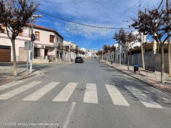 PARCELA URBANA CÉNTRICA EN MOLLINA DE 230M2 - MALAGA