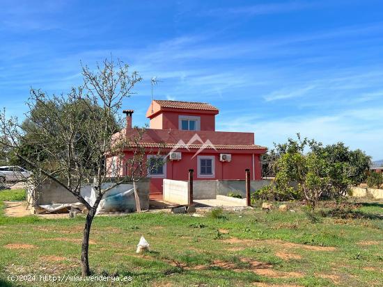 Finca rústica con piscina y cédula de habitabilidad en Sencelles - BALEARES