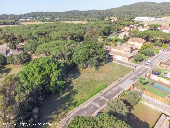 Parcela en venta en Mont-ras (Girona)