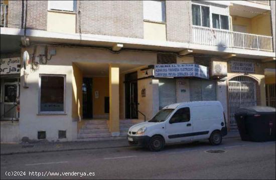 EN MARENY DE BARRAQUETES. OFICINA EN PLANTA BAJA ELEVADA SOBRE NIVEL DE CALLE - VALENCIA