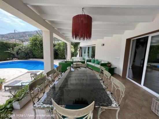 Bajada de precio Venta El Albir chalet 6 dormitorios 5 baños garaje piscina privada cerca playa - A