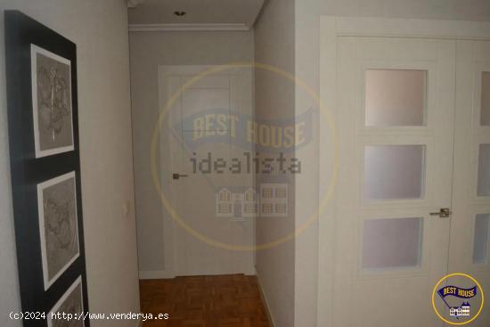 PISO EN VENTA REFORMADO CON TERRAZA Y PLAZA DE GARAJE - CUENCA