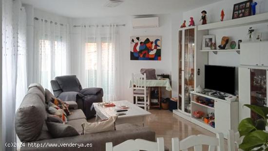 Moderno y espacioso apartamento en venta en La Nucía – ¡Sin gastos de comunidad!  ¡Descubre el 