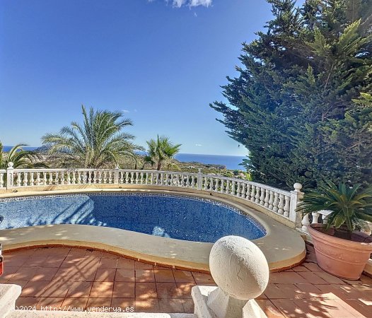 Villa en venta en Moraira (Alicante)