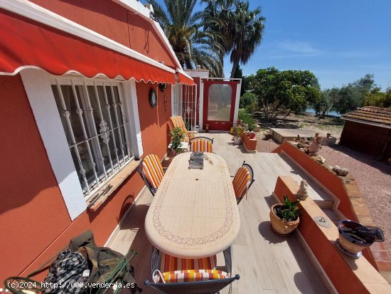 Casa en venta en San Miguel de Salinas (Alicante)