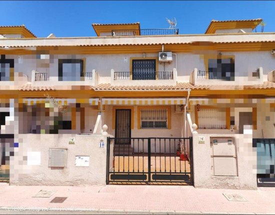 Chalet en venta en Daya Nueva (Alicante)