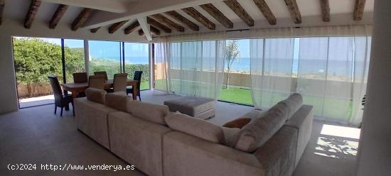 LUJOSA VILLA EN ZONA TANQUILA EN DENIA - ALICANTE