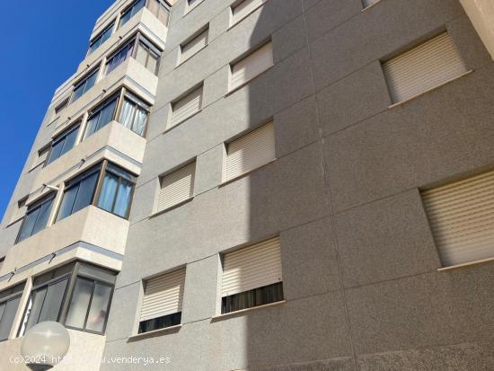 Apartamento en la playa de Daimuz con piscina y garaje privado - VALENCIA