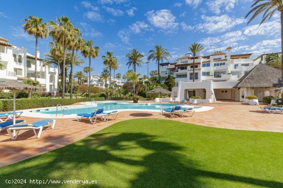  Apartamento en venta en Estepona (Málaga) 