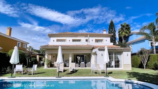  Casa en venta en Estepona (Málaga) 