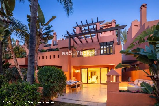  Casa en venta en Marbella (Málaga) 