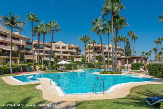 Apartamento en venta en Estepona (Málaga)