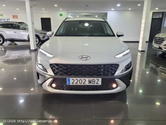 Hyundai Kona ( 1.0 TGDI 48V Maxx 4X2 )  - Madrid