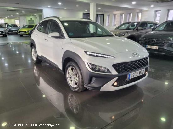 Hyundai Kona ( 1.0 TGDI 48V Maxx 4X2 )  - Madrid