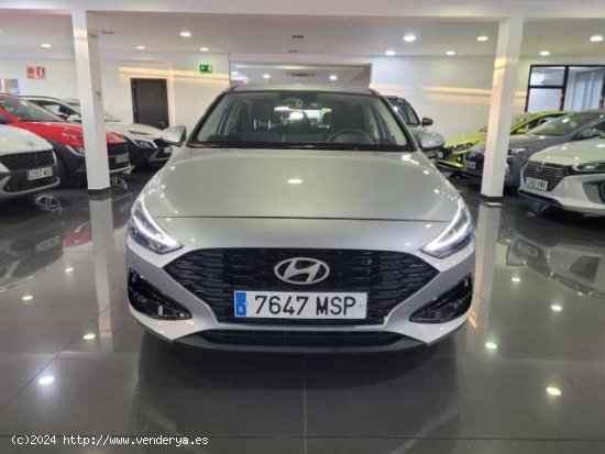 Hyundai I30 ( 1.0 TGDI 48V Klass )  - Madrid