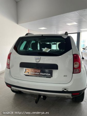 Dacia Duster 1.5 85CV de 2010 con 215.000 Km por 8.900 EUR. en Sevilla