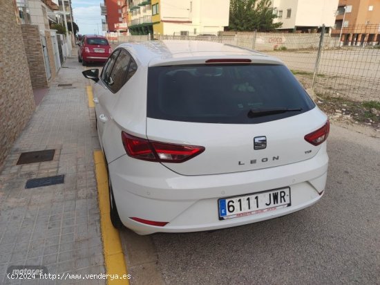 Seat Leon 1.6 tdi style vision de 2017 con 112.900 Km por 13.500 EUR. en Valencia