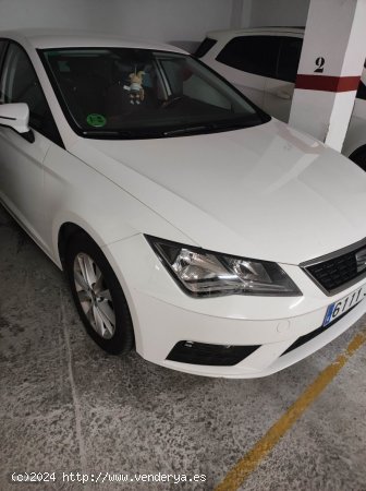 Seat Leon 1.6 tdi style vision de 2017 con 112.900 Km por 13.500 EUR. en Valencia