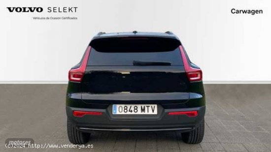 Volvo XC40 XC40 Black Edition Ultra, B3 Mild hybrid, Gasolina de 2024 con 2 Km por 44.200 EUR. en Vi