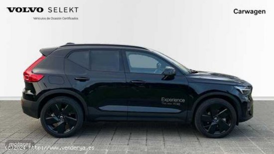 Volvo XC40 XC40 Black Edition Ultra, B3 Mild hybrid, Gasolina de 2024 con 2 Km por 44.200 EUR. en Vi