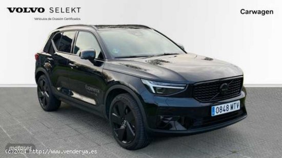 Volvo XC40 XC40 Black Edition Ultra, B3 Mild hybrid, Gasolina de 2024 con 2 Km por 44.200 EUR. en Vi