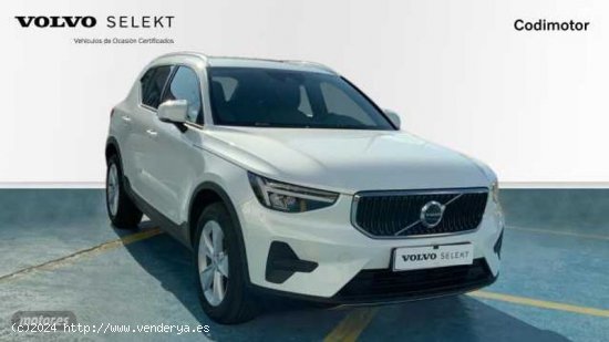 Volvo XC40 XC40 Core, T2 automatico, Gasolina de 2023 con 27.300 Km por 33.000 EUR. en Huelva