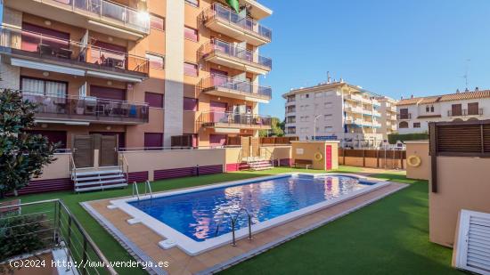 Ático de tres dormitorios en l'Estany - Playa de Calafell - TARRAGONA