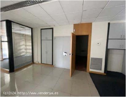 LOCAL COMERCIAL EN VENTA O ALQUILER EN MANRESA - BARCELONA