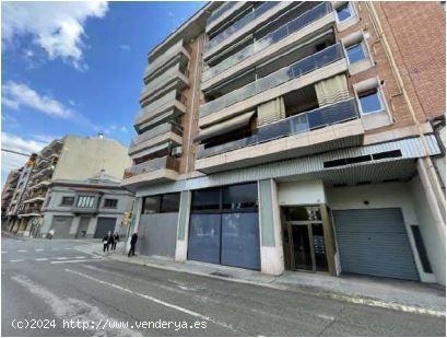 LOCAL COMERCIAL DE ALQUILER EN MANRESA - AVDA. TUDELA - BARCELONA