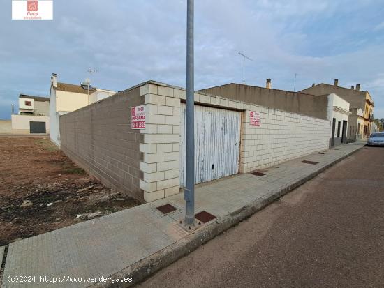  MONTIJO VENTA SOLAR URBANO, ZONA SOLARES MORENO, RODEADOS 280 M2 - BADAJOZ 