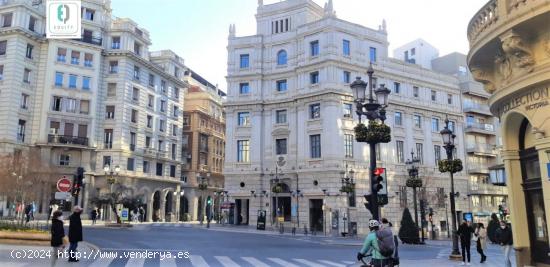 ALQUILER OFICINA CENTRO GRANADA - GRANADA