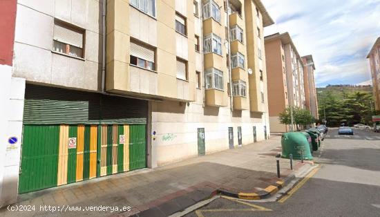 Alquiler de plaza de garaje en Plaza Soroko, Ansoáin - NAVARRA