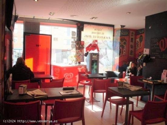 Bar-Cafetería en venta en el Centro - BARCELONA