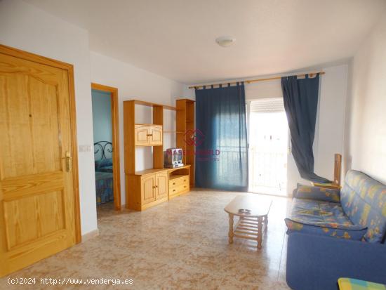  SE VENDE APARTAMENTO A 350 METROS DEL PASEO MARÍTIMO - MURCIA 